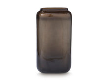Load image into Gallery viewer, Sumner Vase
