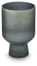 Load image into Gallery viewer, Pennmore Vase
