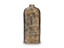 Load image into Gallery viewer, Wallmond Vase
