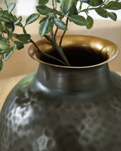 Load image into Gallery viewer, Woody Vase
