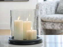 Load image into Gallery viewer, Saskia Candle Holder
