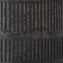 Load image into Gallery viewer, Beninworth Vase
