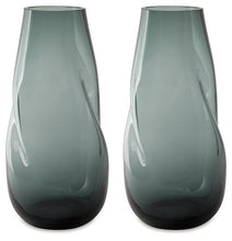 Load image into Gallery viewer, Beamund Vase (Set of 2)
