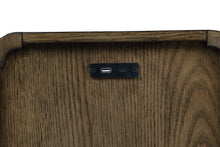 Load image into Gallery viewer, Jensworth Accent Table

