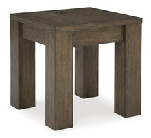 Load image into Gallery viewer, Rosswain End Table
