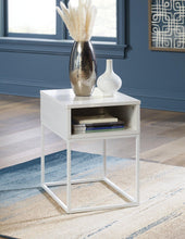 Load image into Gallery viewer, Deznee End Table
