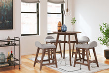 Load image into Gallery viewer, Lyncott Counter Height Bar Stool
