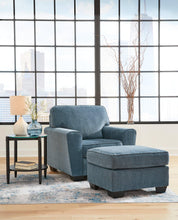 Load image into Gallery viewer, Cashton Living Room Set
