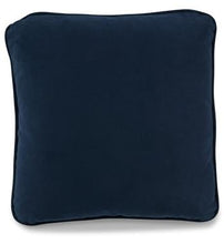 Load image into Gallery viewer, Caygan Pillow
