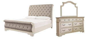 Realyn Bedroom Set