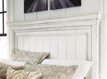 Load image into Gallery viewer, Kanwyn Bed with Storage Bench
