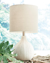 Load image into Gallery viewer, Rainermen Table Lamp
