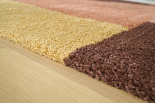 Load image into Gallery viewer, Gailmore 5&#39; x 7&#39; Rug
