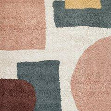 Load image into Gallery viewer, Flynnwick 8&#39; x 10&#39; Rug

