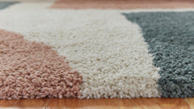 Load image into Gallery viewer, Flynnwick 8&#39; x 10&#39; Rug
