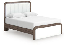 Load image into Gallery viewer, Kendanport Upholstered Bed
