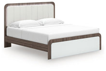 Load image into Gallery viewer, Kendanport Upholstered Bed
