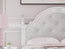 Load image into Gallery viewer, Kozlani Upholstered Bed
