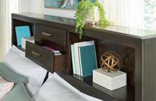 Load image into Gallery viewer, Vanmore Storage Bed
