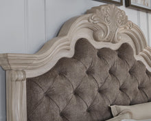 Load image into Gallery viewer, Bruchandi Upholstered Bed
