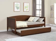 Load image into Gallery viewer, Bozeman Daybed with Trundle
