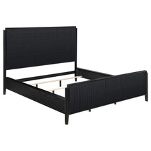 Load image into Gallery viewer, Brookmead California King, Eastren King, &amp; Queen Bed image
