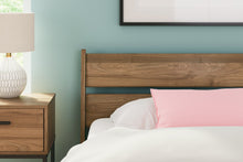 Load image into Gallery viewer, Deanlow Bedroom Package
