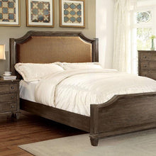 Load image into Gallery viewer, Halliday E.King Bed
