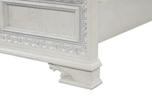 Load image into Gallery viewer, Stella Mia E.King &amp; Queen Bed White &amp; White
