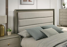Load image into Gallery viewer, Rainier E.King Bed
