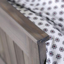 Load image into Gallery viewer, ROCKWALL Bed
