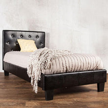 Load image into Gallery viewer, VELEN E.King Bed
