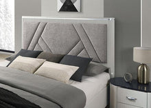 Load image into Gallery viewer, Aldgate Queen &amp; E.King Bed
