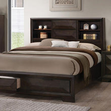 Load image into Gallery viewer, Caistor Bed
