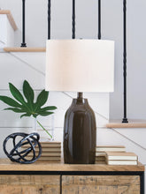 Load image into Gallery viewer, Jyler Table Lamp
