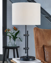 Load image into Gallery viewer, Baronvale Table Lamp
