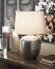 Load image into Gallery viewer, Magalie Table Lamp
