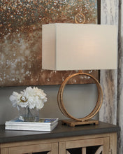 Load image into Gallery viewer, Mahala Table Lamp
