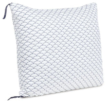 Load image into Gallery viewer, DreamCloudTM Classic / Pillow (Set of 4)
