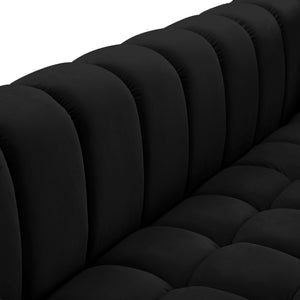 Gwen Black Velvet Loveseat