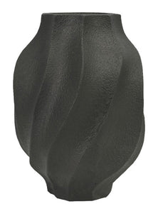 Judworth Vase