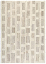 Load image into Gallery viewer, Lisgrove Area Rug
