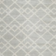 Load image into Gallery viewer, Unawick Large Rug
