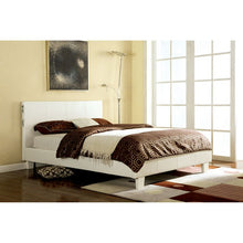 Load image into Gallery viewer, Evans Queen &amp; Full Bed
