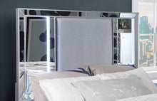Load image into Gallery viewer, Belladonna Bed
