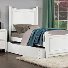 Load image into Gallery viewer, Lycoris Bed
