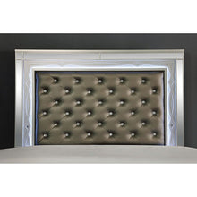Load image into Gallery viewer, Manar Queen Bedroom Set
