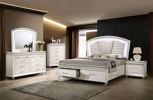 Load image into Gallery viewer, Maddie Bed White &amp; Silver
