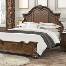 Load image into Gallery viewer, Leovanni E.King &amp; Queen Bed
