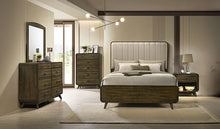 Load image into Gallery viewer, Eastlin Queen Bed
